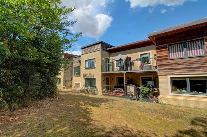 1 Bedroom Flat For Sale In Layer Road, Colchester, CO2