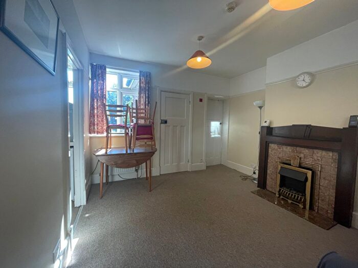 2 Bedroom Flat To Rent In Chesterton Road, Cambridge, CB4