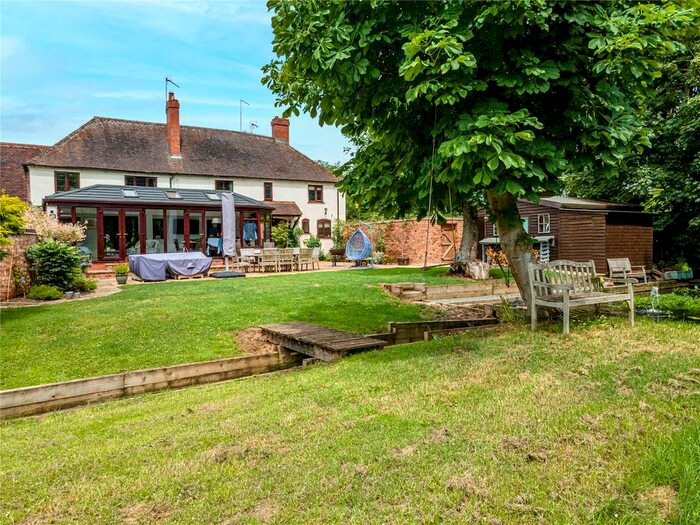 5 Bedroom Semi-Detached House For Sale In Icknield Street, Beoley, Redditch, Worcestershire, B98