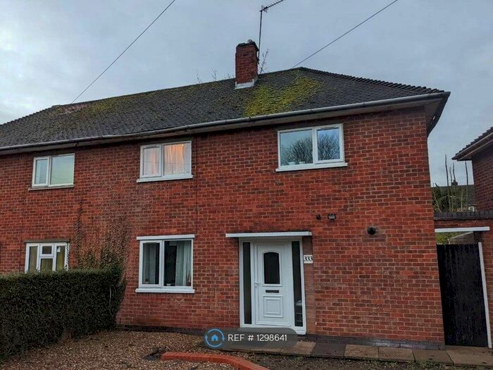 3 Bedroom Semi-Detached House To Rent In New Ashby Road, Loughborough, LE11
