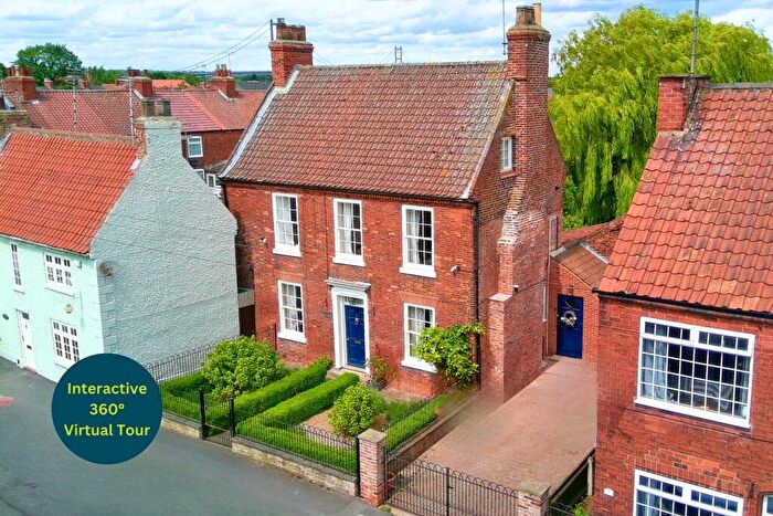 4 Bedroom Detached House For Sale In Willow House - Soutergate, Barton-upon-Humber, North Lincolnshire, DN18