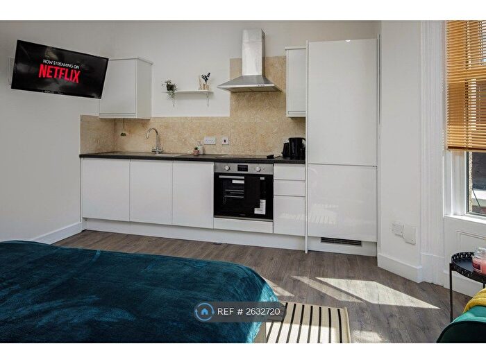 Studio To Rent In Blackpool, Blackpool, FY1