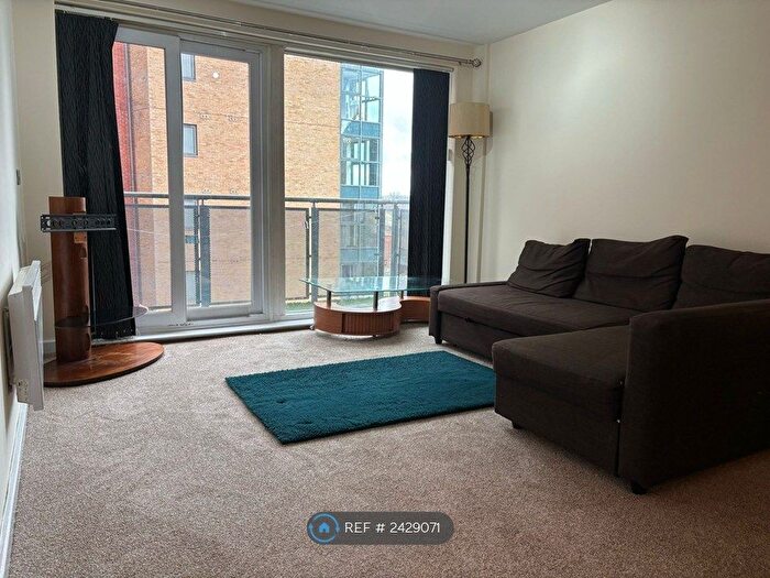 1 Bedroom Flat To Rent In Melia House, Manchester, M4