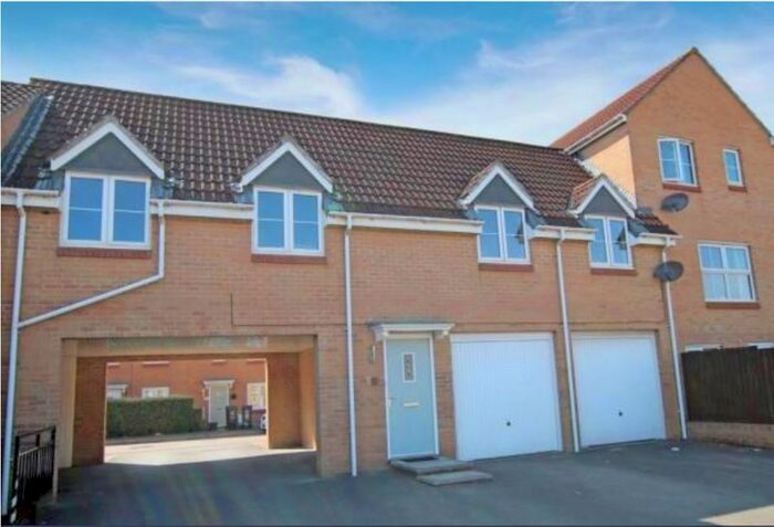 2 Bedroom Property To Rent In Shetland Court, Bridgwater, TA6