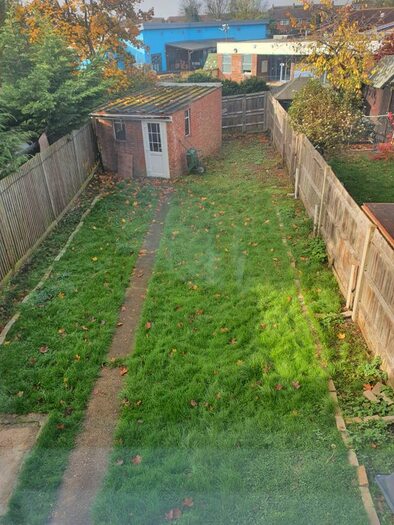 3 Bedroom Terraced House To Rent In Berkeley Waye, Heston TW5