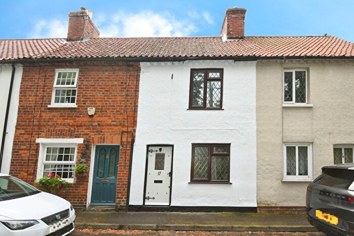 2 Bedroom Terraced House For Sale In Meeting House Lane, Brant Broughton, Lincoln, LN5