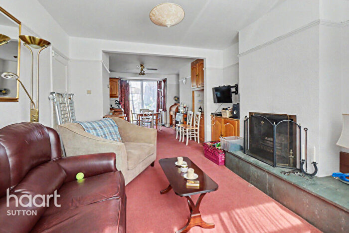 4 Bedroom Semi Detached House For Sale In Matlock Crescent, Sutton, SM3