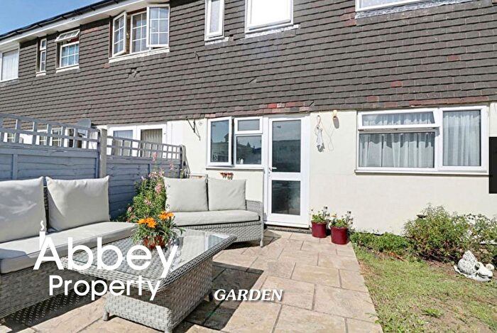 3 Bedroom Property To Rent In Julius Gardens, Luton, LU3