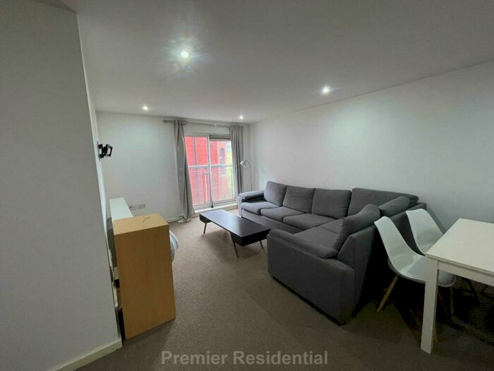 2 Bedroom Apartment To Rent In Ludgate Hill, Manchester, M4