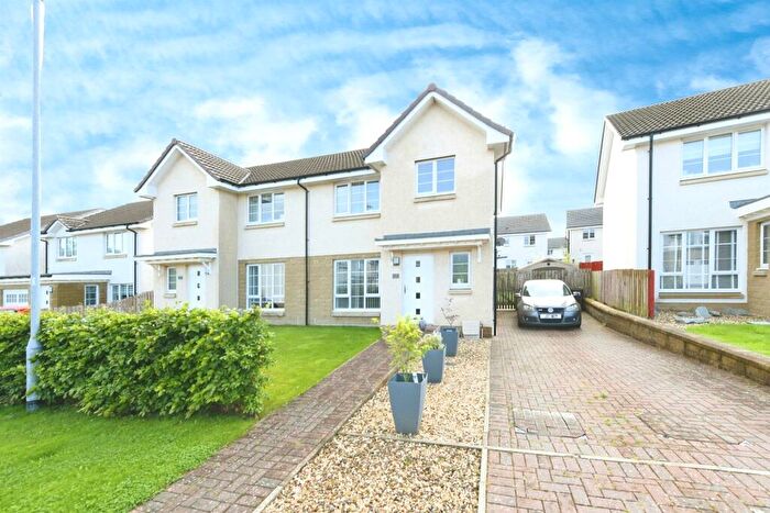 3 Bedroom Semi-Detached House For Sale In Hawthorn Wynd, Perceton, Irvine, KA11