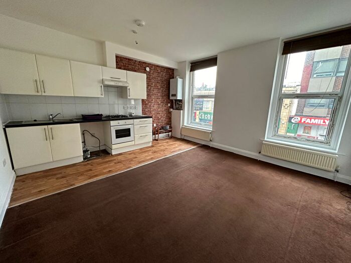 1 Bedroom Flat To Rent In Old Christchurch Road, Bournemouth, BH1