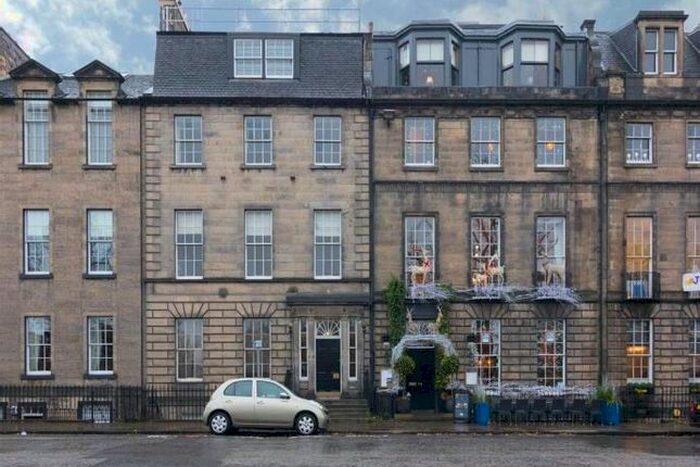 1 Bedroom Flat To Rent In Queen Street, New Town, Edinburgh, EH2