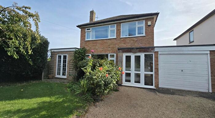3 Bedroom Detached House For Sale In Daniels Gate, Long Sutton, PE12