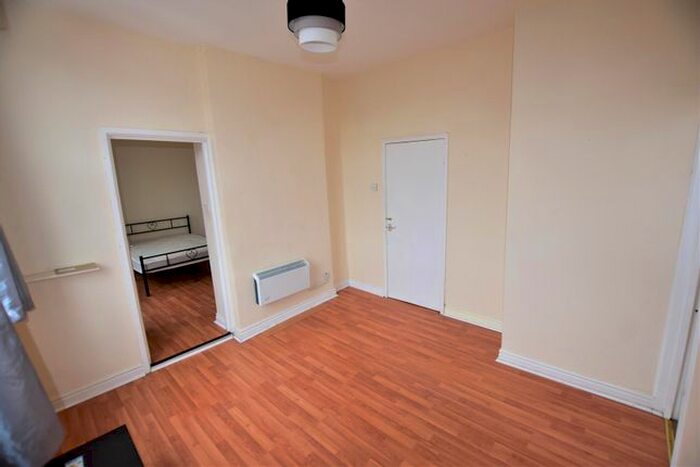 1 Bedroom Flat To Rent In Bramley Road, Leicester, LE3