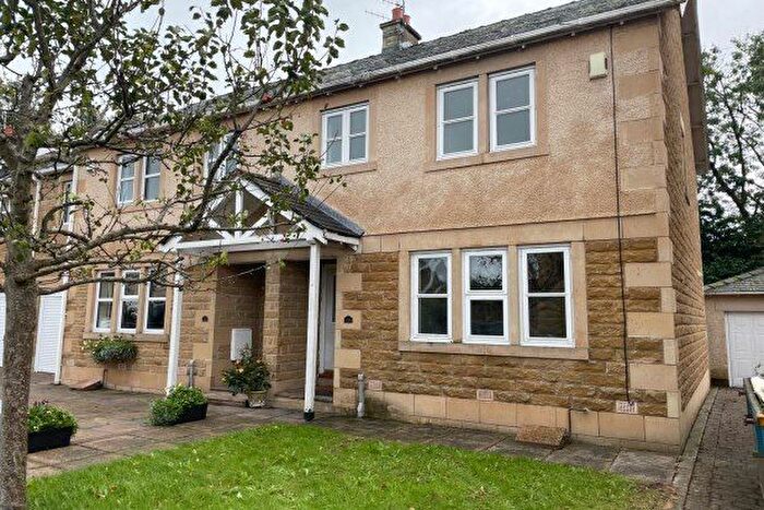 3 Bedroom Semi-Detached House To Rent In Carr Wood Gardens, Lancaster, LA2