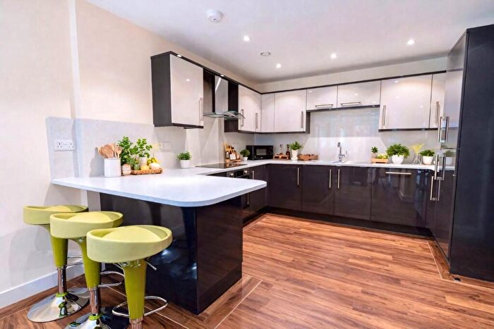 3 Bedroom Apartment To Rent In Ecco, S11
