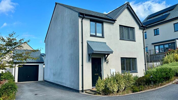 4 Bedroom Detached House To Rent In Ridgeley Close, Wadebridge, PL27