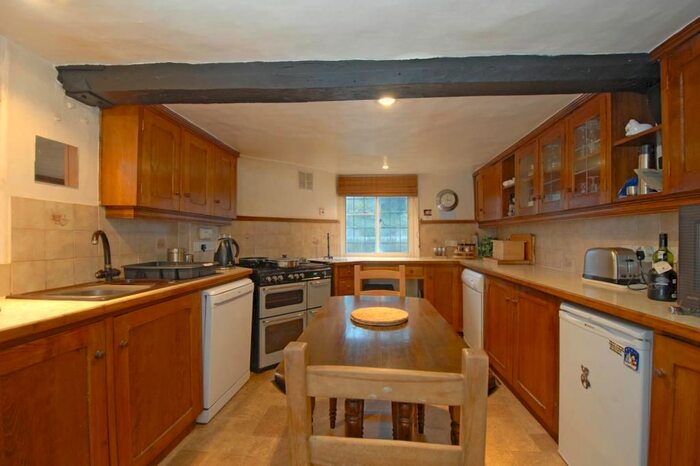 2 Bedroom Cottage To Rent In Didcot, Oxfordshire, OX11