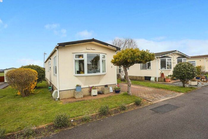 2 Bedroom Mobile Home For Sale In Tollerton Park, Tollerton Lane, Tollerton, Nottingham, NG12