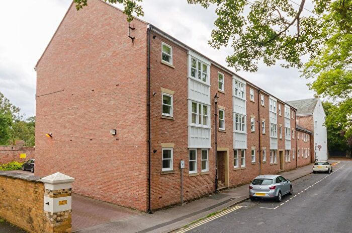 2 Bedroom Flat To Rent In Whitehouse Court, St. Olaves Road, York, YO30