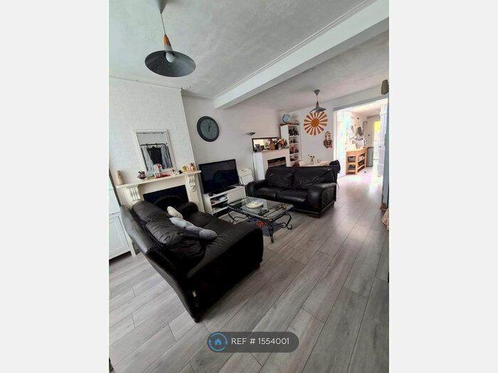 2 Bedroom Terraced House To Rent In Faringford Road, London, E15