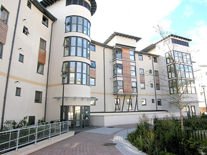 2 Bedroom Flat To Rent In Seacole Crescent, Swindon, SN1