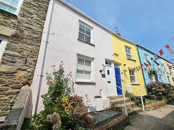 3 Bedroom Cottage For Sale In Union Place, Fowey, PL23