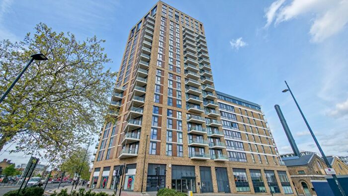 1 Bedroom Flat For Sale In Duncombe House, Victory Parade, Royal Arsenal, Woolwich, SE18