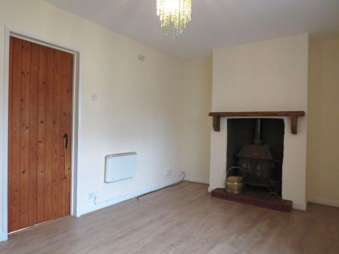 1 Bedroom Flat To Rent In Station Road, Winslow, Buckingham, MK18