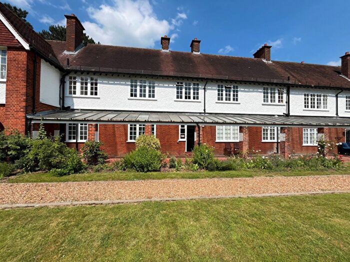 Studio To Rent In Sollershott Hall, Sollershott East, Letchworth, SG6