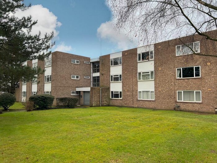 1 Bedroom Flat To Rent In Tavistock Close, Romsey, SO51