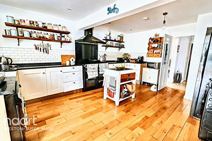 5 Bedroom Detached House For Sale In Pudding Pie Close, Bristol, BS40