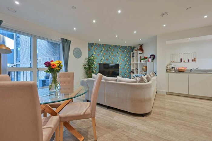 2 Bedroom Flat For Sale In Lyon Road, Harrow, HA1