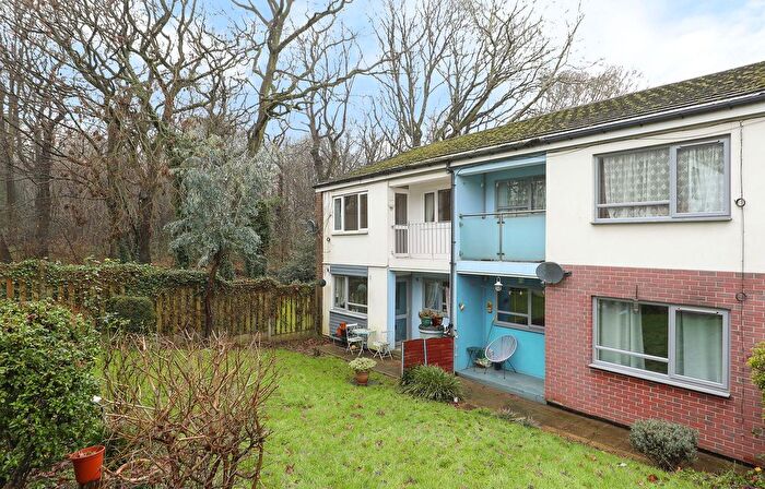 1 Bedroom Flat For Sale In Richmond Park Grove, Sheffield, S13