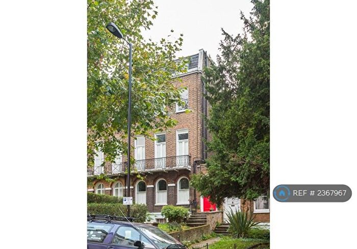 2 Bedroom Penthouse To Rent In Camberwell Grove, London, SE5