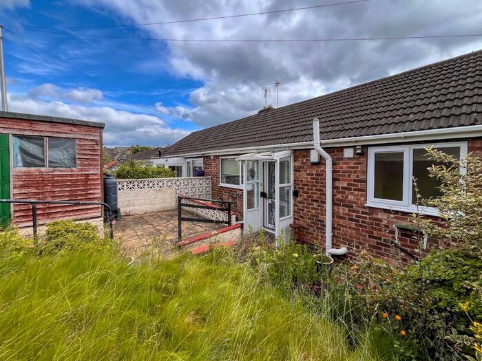1 Bedroom Bungalow To Rent In Goose Hill, Heckmondwike, WF16