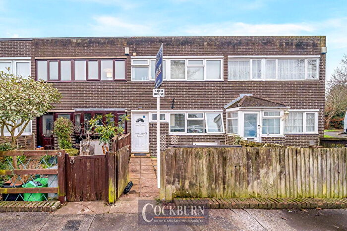 3 Bedroom Terraced House For Sale In Nunnington Close, Mottingham, SE9