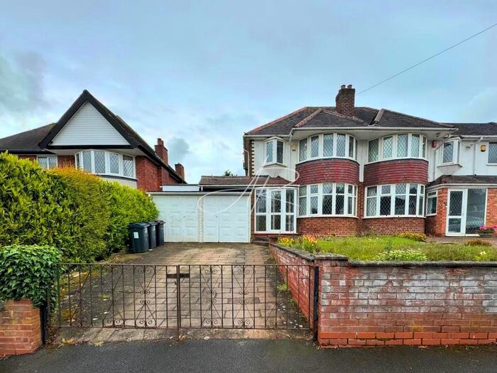 3 Bedroom Semi-Detached House To Rent In Westwood Road, Sutton Coldfield, West Midlands, B73
