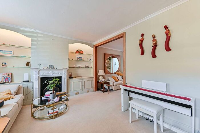 2 Bedroom Terraced House For Sale In Lifford Street, West Putney, London, SW15