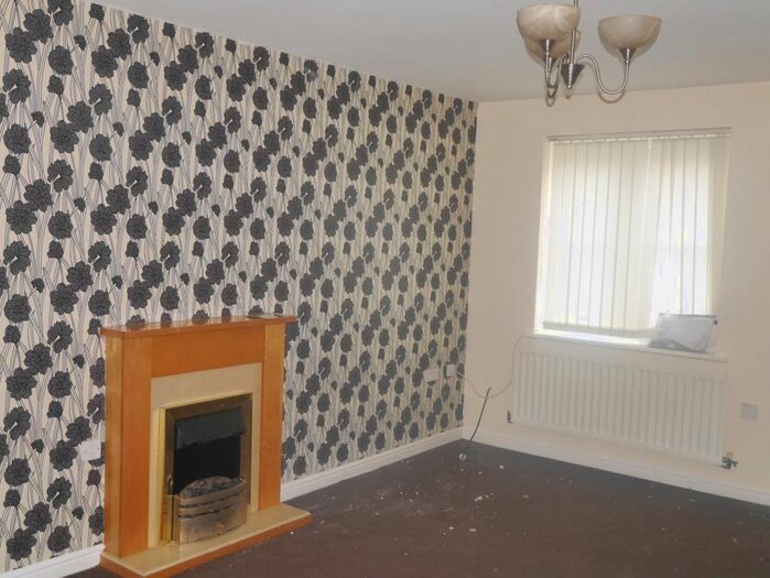 3 Bedroom Semi-Detached House To Rent In Pickup Street, Oswaldtwistle, Accrington, BB5