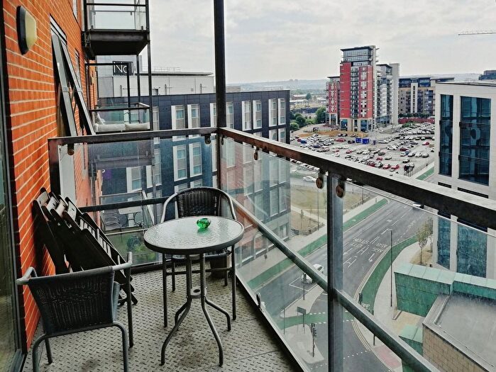 2 Bedroom Flat To Rent In Wellington Street, Leeds, West Yorkshire, Uk, LS1