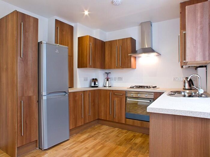 1 Bedroom Apartment To Rent In Wainwright House, Wapping, E1W