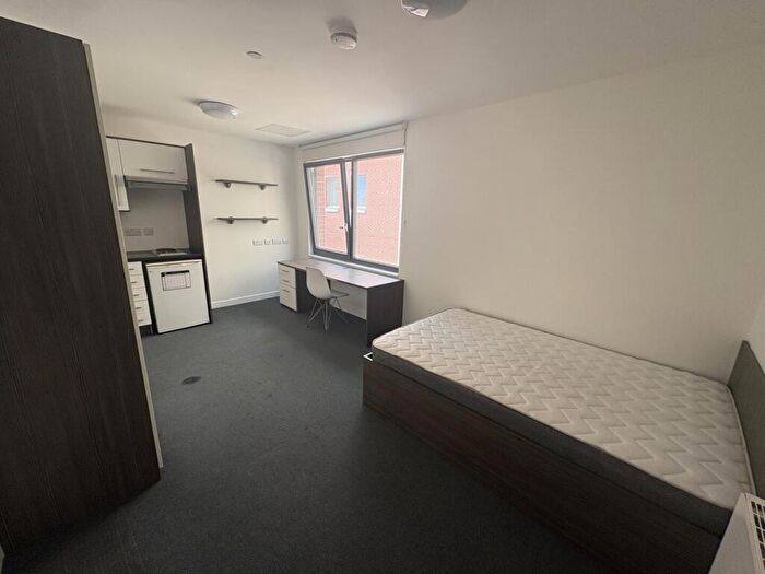 Flat To Rent In Howard Lane, Sheffield, S1