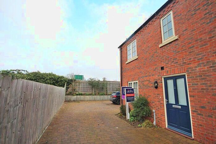 3 Bedroom Semi-Detached House To Rent In Betts Mews, Louth LN11