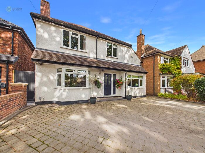 4 Bedroom Detached House For Sale In Hill Lane, Bassetts Pole, B75