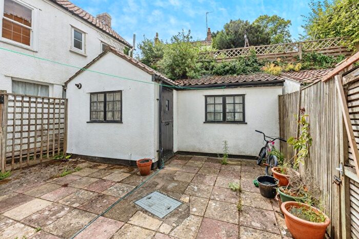 2 Bedroom Cottage For Sale In Trym Road, Bristol, BS9