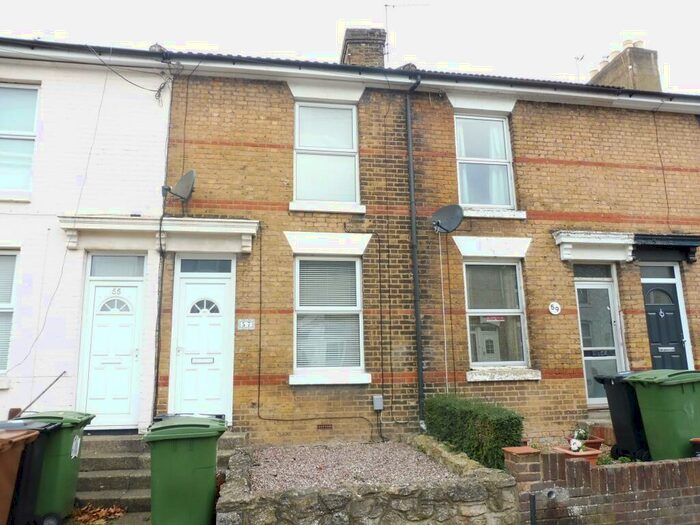 2 Bedroom House To Rent In Bower Street, Maidstone, ME16