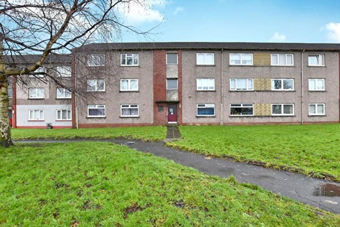 2 Bedroom Apartment To Rent In Lang Avenue, Renfrew, PA4