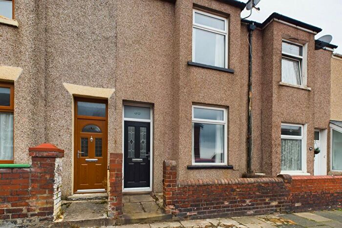 2 Bedroom Link Detached House To Rent In Highfield Road, Barrow-in-Furness, Cumbria, LA14