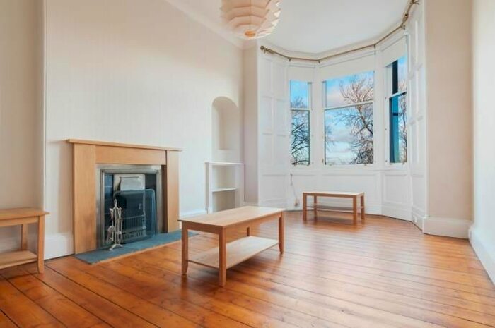 1 Bedroom Flat To Rent In Brunton Terrace, Edinburgh, EH7